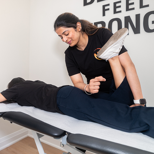 hip-and-knee-pain-relief-Mediways-Physiotherapy-Brampton-ON